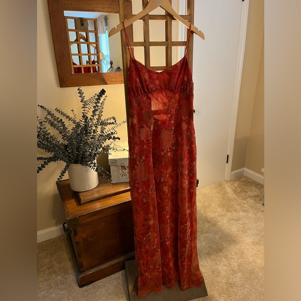 VINTAGE boho long, sheer open back dress in gorgeous autumn colors (est. 6/8)